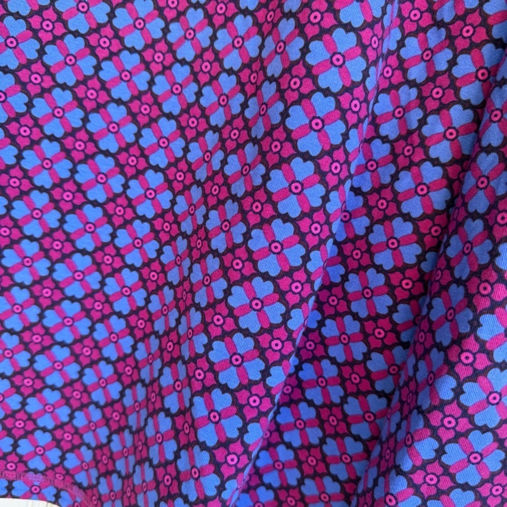 Talbots Size XL Supersoft Jersey Long Sleeve in Purple Geometric Daisy Print NEW - Picture 4 of 5